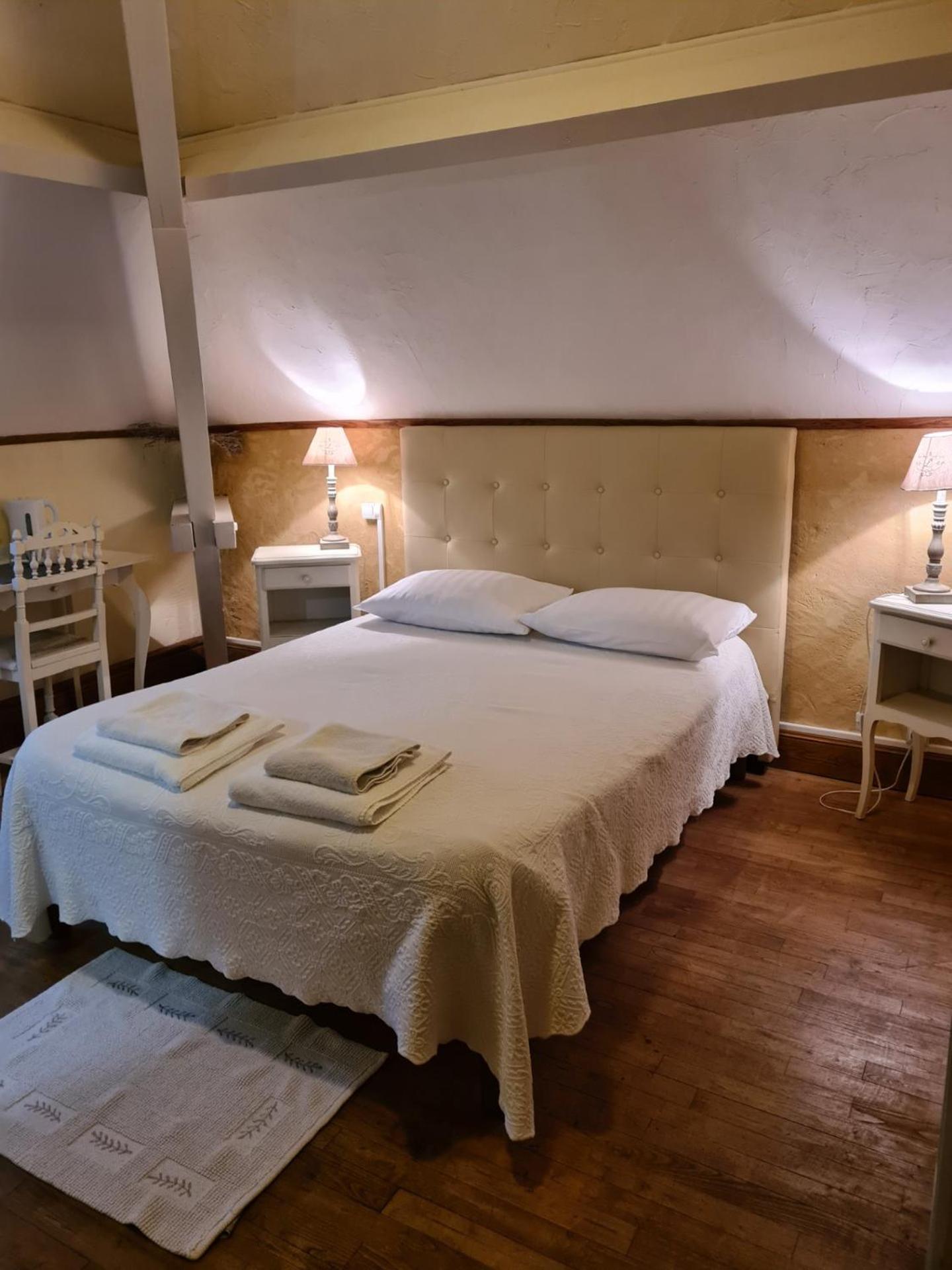 Chez Gallon Chambres D'Hotes Vezac  ภายนอก รูปภาพ